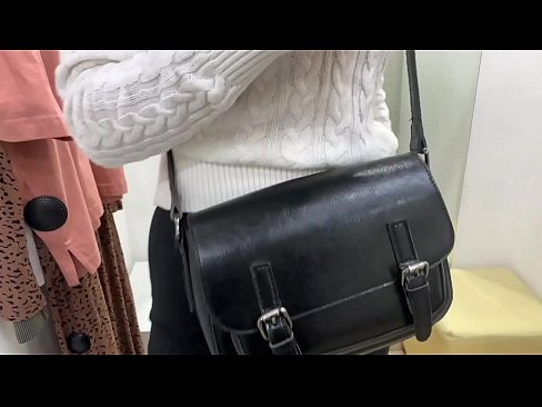 ❤️ Јавна мастурбација младе кучке ФералБерри са дилдом у соби за мерење ❌ Порно фб на sr.passiveincome1.ru ❌